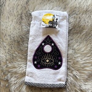 NWT Halloween Set of 2 Black Ouija Design Hand Towels